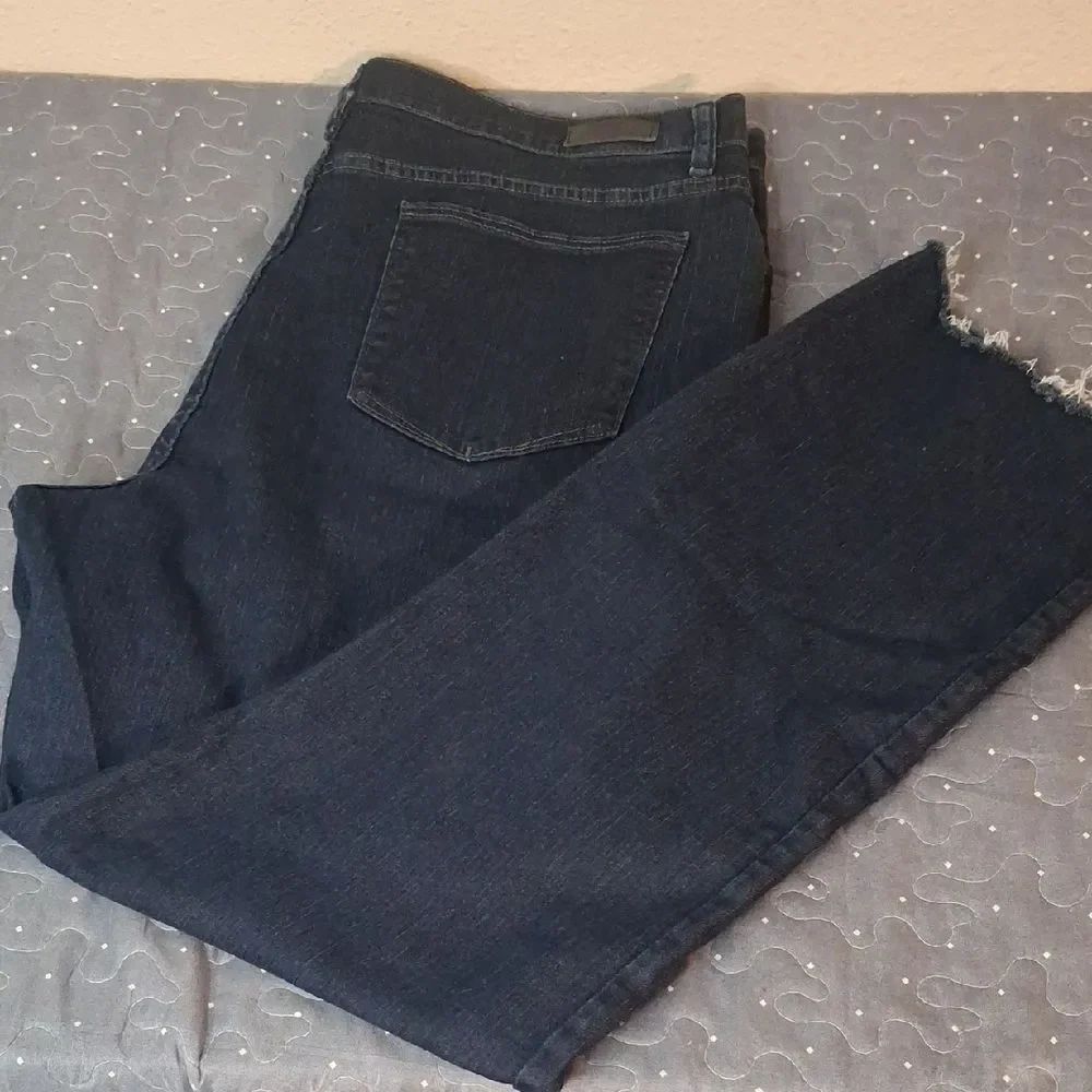 Lee Classic Fit Straight Leg Dark Blue Women's Jeans size 18